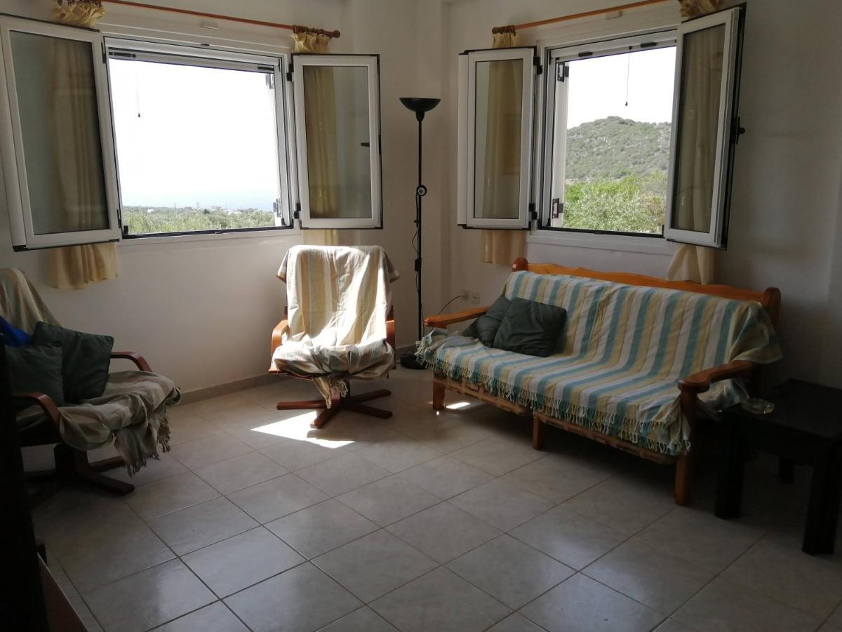 Appartement In Olive Groove House Peloponnesos Western Mani Kalianeika エクステリア 写真