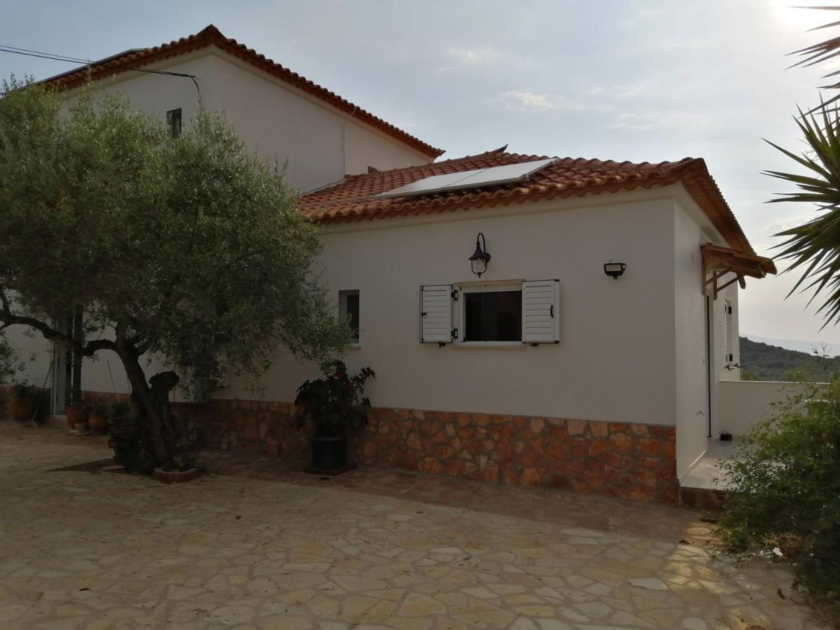 Appartement In Olive Groove House Peloponnesos Western Mani Kalianeika エクステリア 写真