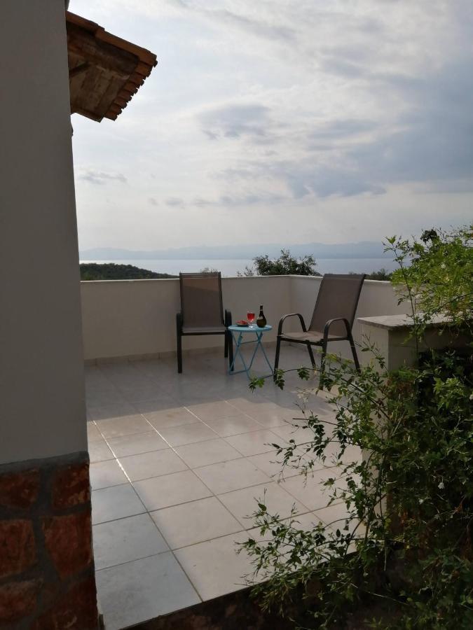 Appartement In Olive Groove House Peloponnesos Western Mani Kalianeika エクステリア 写真